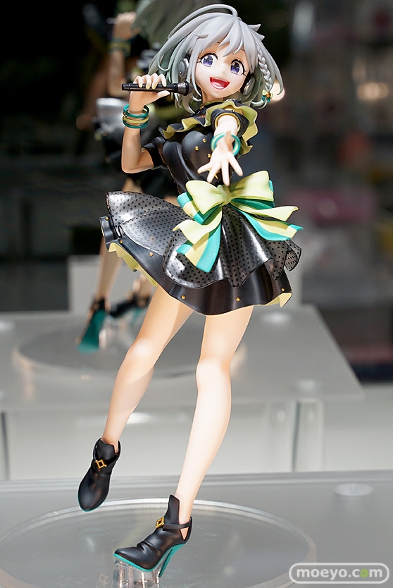 秋葉原の新作フィギュア展示の様子 あみあみ 32