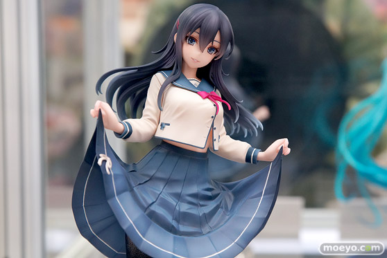 秋葉原の新作フィギュア展示の様子 08