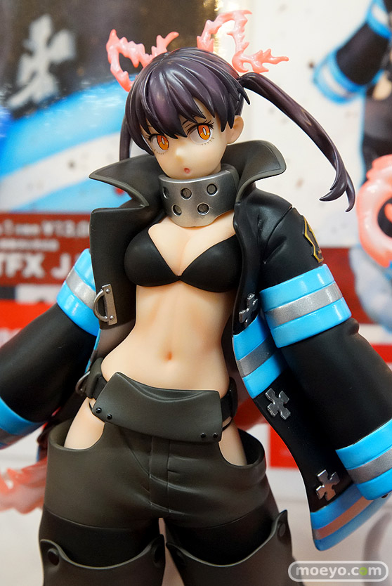 秋葉原の新作フィギュア展示の様子 11