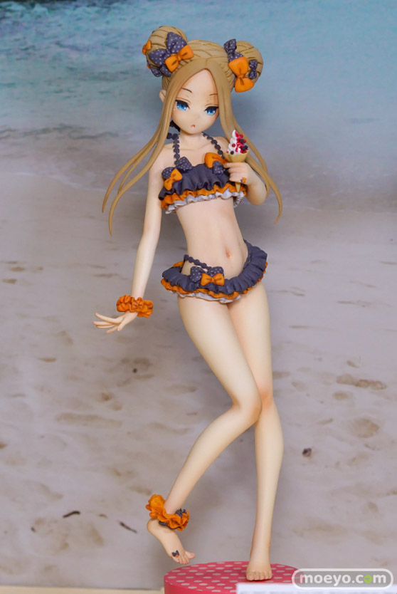 キャラフェス有明01　画像　サンプル　レビュー　フィギュア　キャラフェス Yawn rabbits ねんどこねこねこ フラワーショップ 01