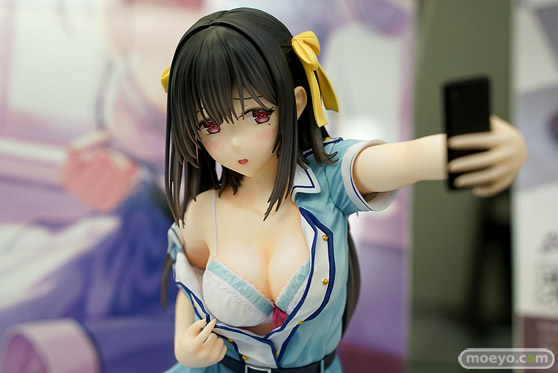 秋葉原の新作フィギュア展示の様子 53