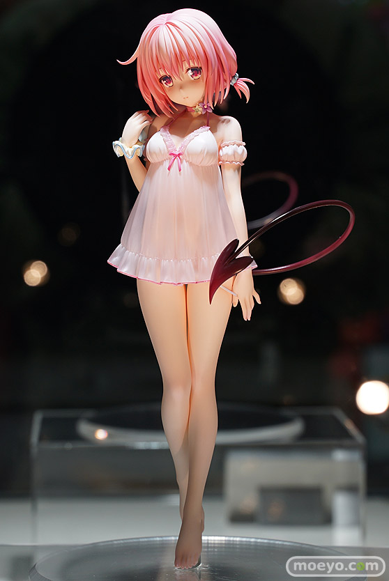 秋葉原の新作フィギュア展示の様子 あみあみ 秋葉原ラジオ会館店 01