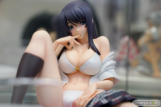 秋葉原の新作フィギュア展示の様子 あみあみ 秋葉原ラジオ会館店 38