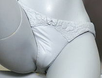 よむさん描くフェチズムたっぷりなイラストを立体化！ネイティブ新作エロフィギュア「村崎ふみな」監修中原型が展示！【WF2020冬】