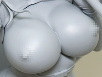 やんよさんイラストを立体化！ロケットボーイ新作エロフィギュア「うわさのレースクイーン」監修中原型が展示！【WF2020冬】