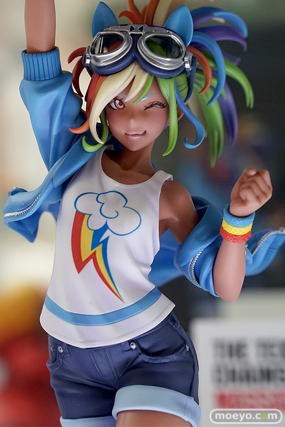 秋葉原の新作フィギュア展示の様子 22