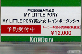 秋葉原の新作フィギュア展示の様子 24