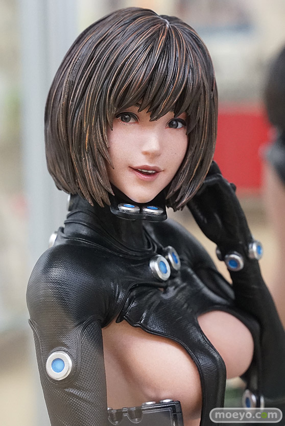 秋葉原の新作フィギュア展示の様子 09