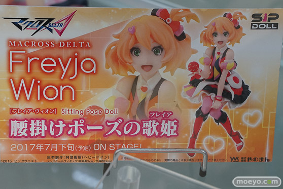 秋葉原の新作フィギュア展示の様子 20