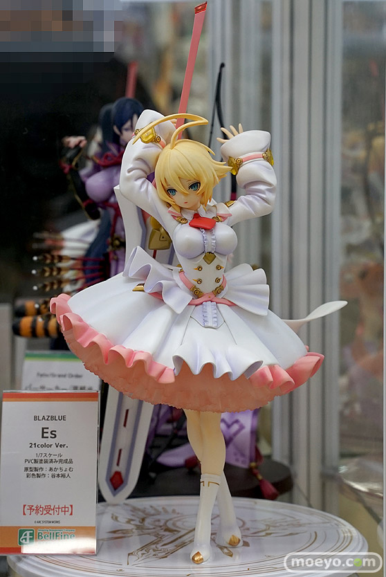 秋葉原の新作フィギュア展示の様子 25