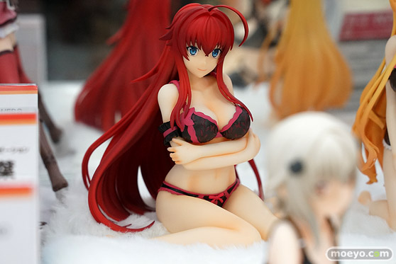 秋葉原の新作フィギュア展示の様子 34