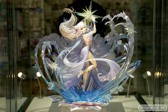 秋葉原の新作フィギュア展示の様子 42