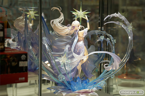 SHIBUYA SCRAMBLE FIGURE Re:ゼロから始める異世界生活　エミリア -Crystal Dress Ver- デザインココ フィギュア02