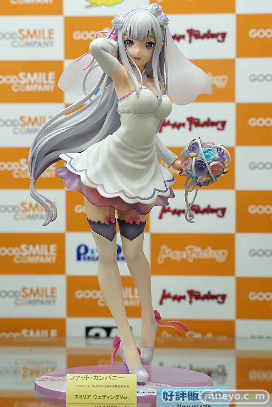 秋葉原の新作フィギュア展示の様子 07