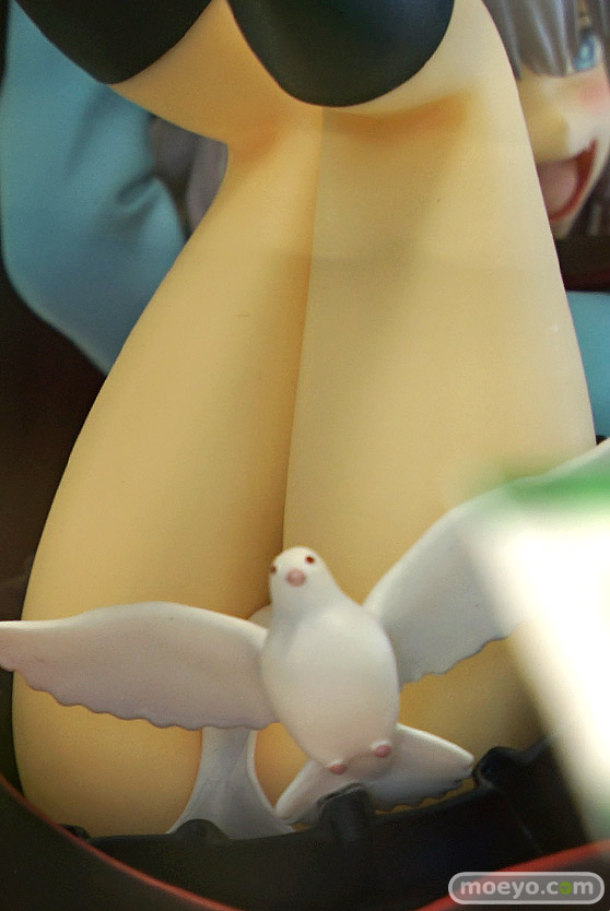 秋葉原の新作フィギュア展示の様子 04