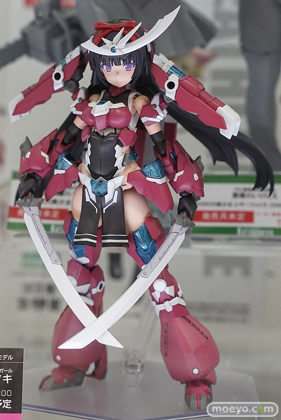 秋葉原の新作フィギャ展示の様子 あみあみ 秋葉原ラジオ会館店 08