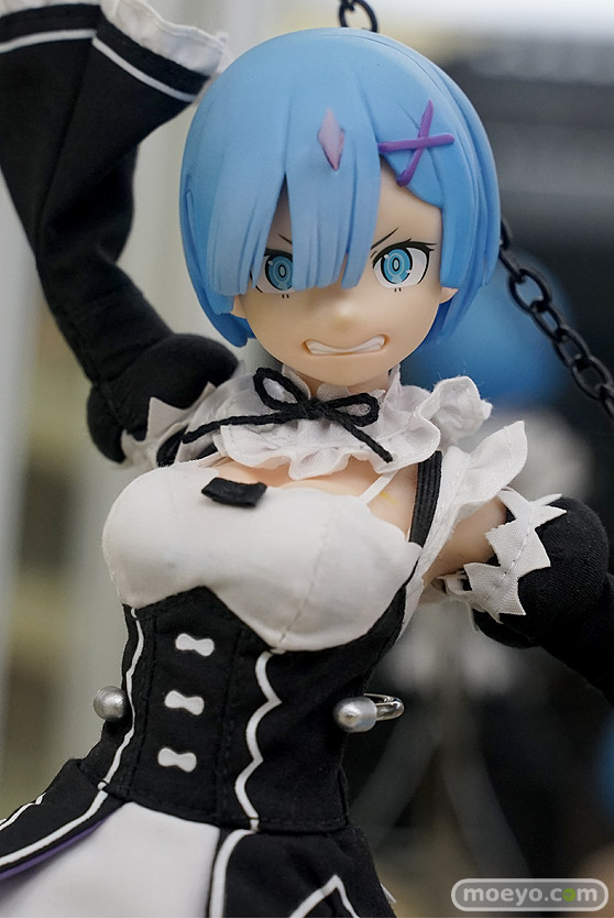 秋葉原の新作フィギャ展示の様子 あみあみ 秋葉原ラジオ会館店 16