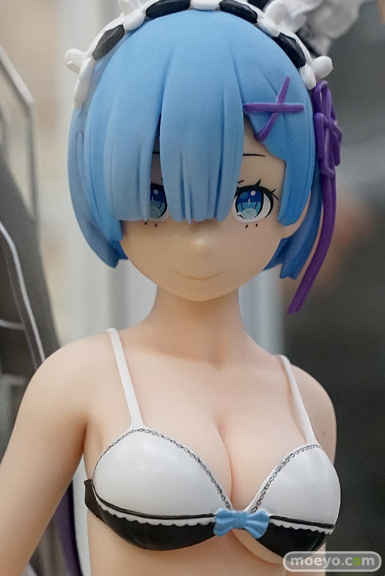 秋葉原の新作フィギャ展示の様子 あみあみ 秋葉原ラジオ会館店 18