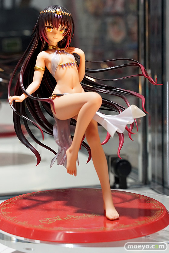 秋葉原の新作フィギャ展示の様子 あみあみ 秋葉原ラジオ会館店 59