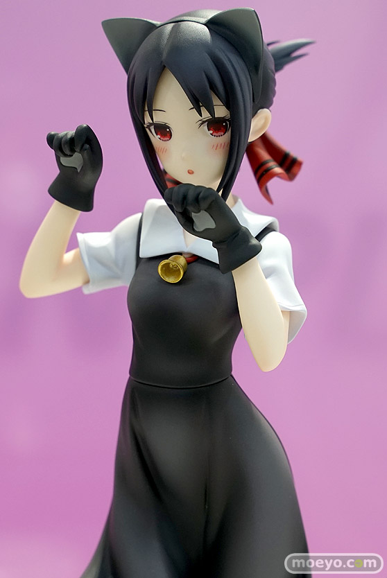 秋葉原の新作フィギュア展示の様子 04