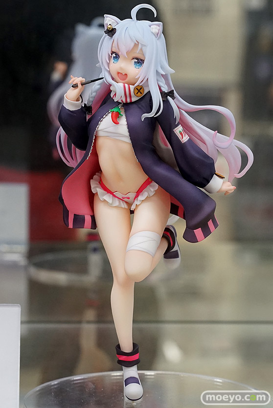 秋葉原の新作フィギュア展示の様子 10