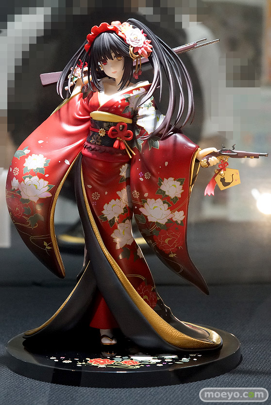 秋葉原の新作フィギュア展示の様子 01