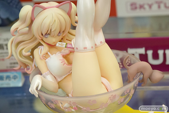 秋葉原の新作フィギュア展示の様子 22