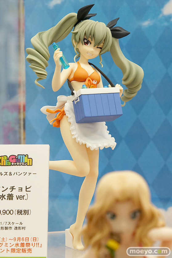 秋葉原の新作フィギュア展示の様子 44