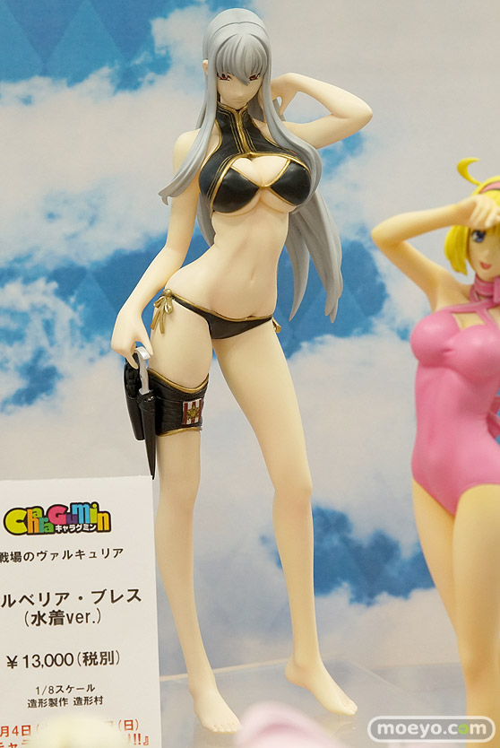 秋葉原の新作フィギュア展示の様子 58