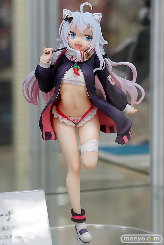 AniGift バーチャルユーチューバー カグラナナ ハヤテ 茶多豚々 フィギュア あみあみ 秋葉原ラジオ会館店 02