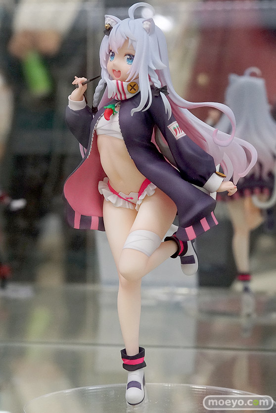 AniGift バーチャルユーチューバー カグラナナ ハヤテ 茶多豚々 フィギュア あみあみ 秋葉原ラジオ会館店 03