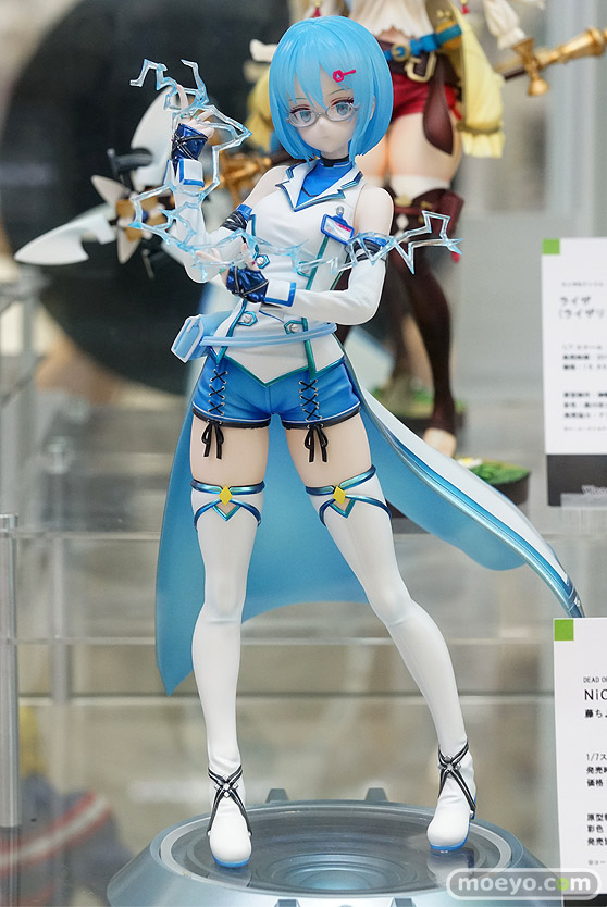 秋葉原の新作フィギュア展示の様子 あみあみ 秋葉原ラジオ会館店 07