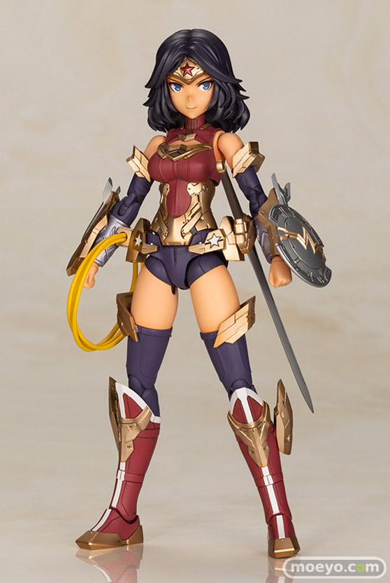 コトブキヤ クロスフレーム・ガール ワンダーウーマン Humikane Shimada Ver. プラモデル 西丸芳弘 島田フミカネ 01