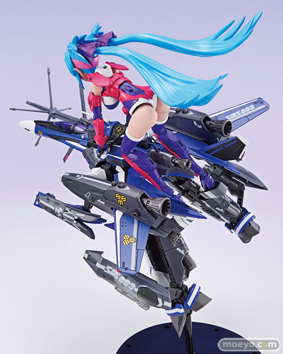 アオシマ ACKS V.F.G. マクロスF VF-25G スーパーメサイア クラン・クラン プラモデル 04