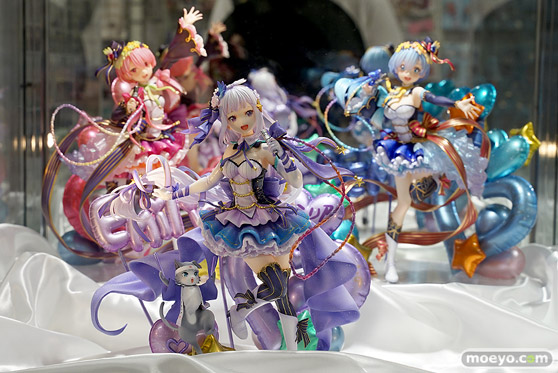 秋葉原の新作フィギュア展示の様子 19