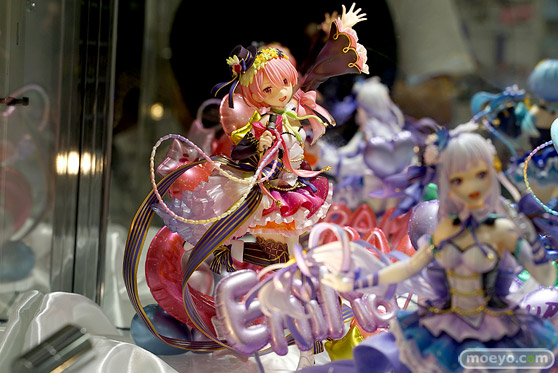 秋葉原の新作フィギュア展示の様子 22