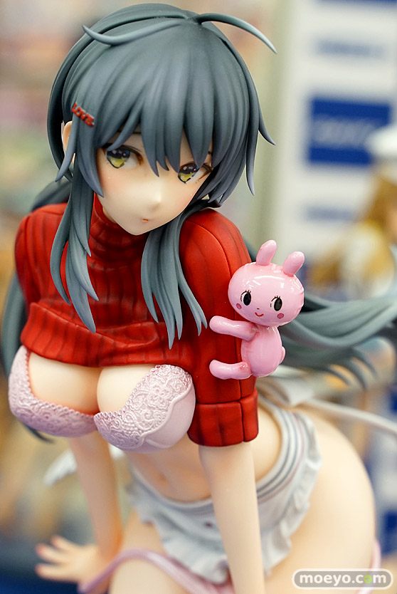 秋葉原の新作フィギュア展示の様子 29