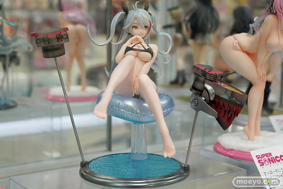 ウェーブ アズールレーン プリンツ・オイゲン[色褪せないエガオ] カーブモデルズ あきもとはじめ フィギュア あみあみ 秋葉原ラジオ会館店 03