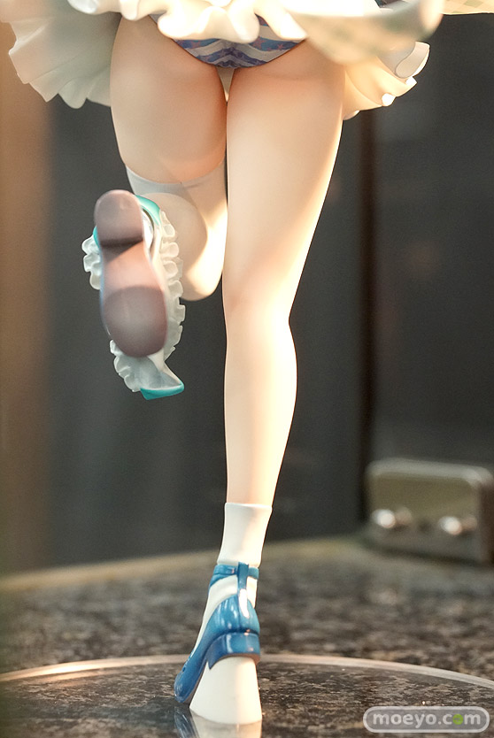 エモントイズ 嫌な顔されながらおパンツ見せてもらいたい  アイドルのYuina フィギュア パンツ 嫌な顔されながらおパンツ見せてもらいたいイラスト展 17