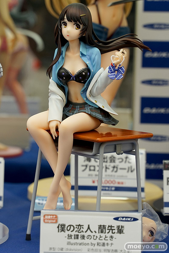 秋葉原の新作フィギュア展示の様子 32