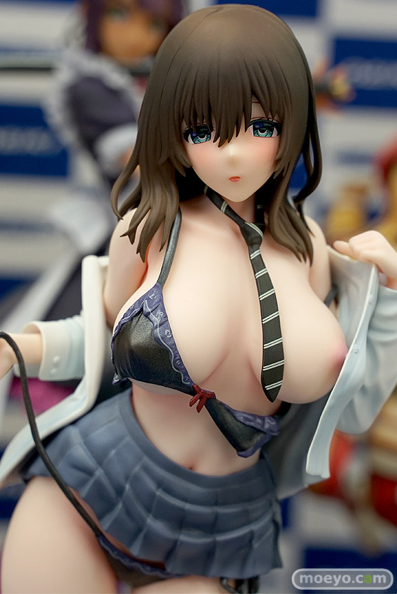 秋葉原の新作フィギュア展示の様子 36