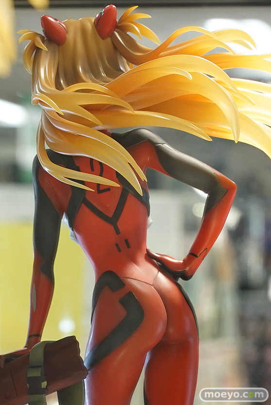 秋葉原の新作フィギュア展示の様子 10