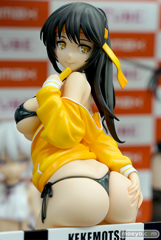 秋葉原の新作フィギュア展示の様子 05