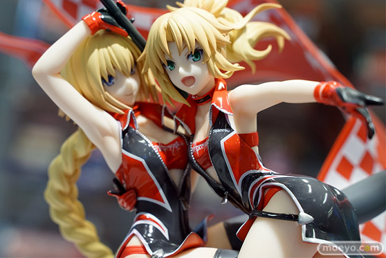 秋葉原の新作フィギュア展示の様子 あみあみ 02