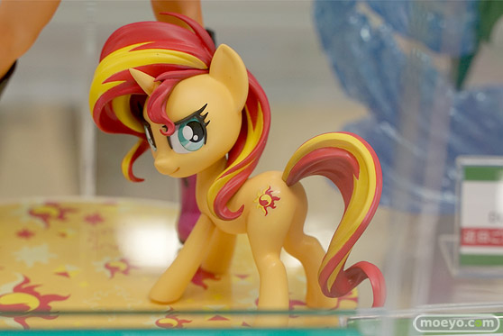 秋葉原の新作フィギュア展示の様子 あみあみ 21