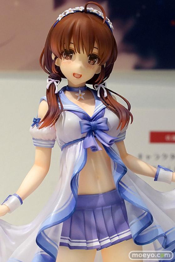 秋葉原の新作フィギュア展示の様子 06