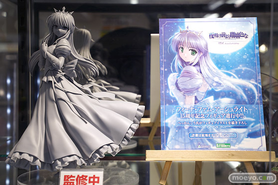 コトブキヤ 夜明け前より瑠璃色な フィーナ・ファム・アーシュライト 15周年記念フィギュア 01