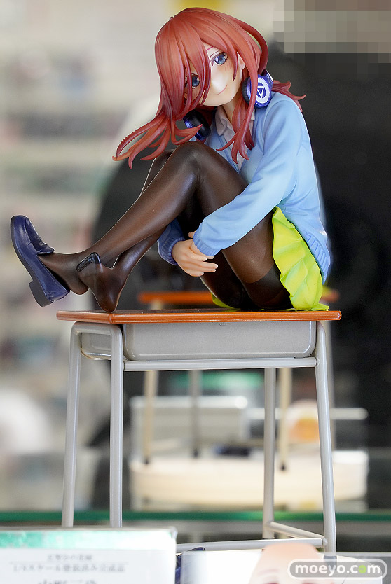 秋葉原の新作フィギュア展示の様子 09