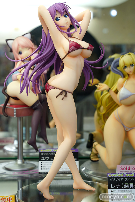 秋葉原の新作フィギュア展示の様子 16