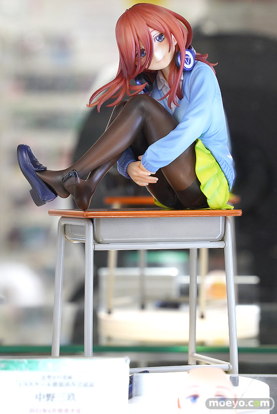 コトブキヤ 五等分の花嫁 中野三玖 フィギュア KaNA 01